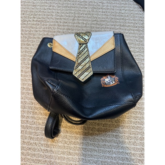 Harry Potter Danielle Nicole Hufflepuff Mini Backpack and Crossbody Bag Bundle - Picture 2 of 12